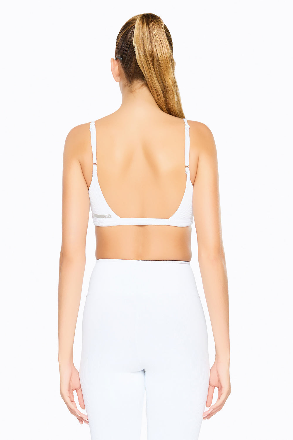 Top Aila Branco