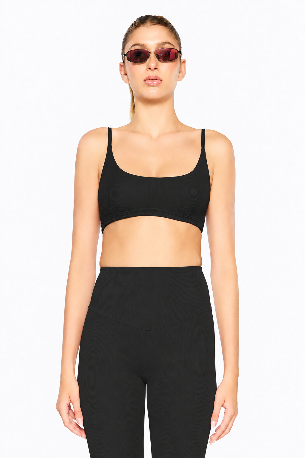 Top Aila Preto